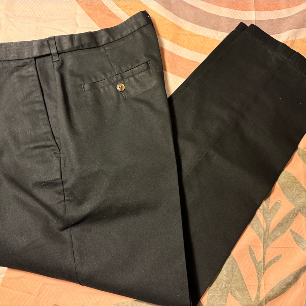 ✨ Haggar Men’s Black Uniform Pants - Picture 4 of 8